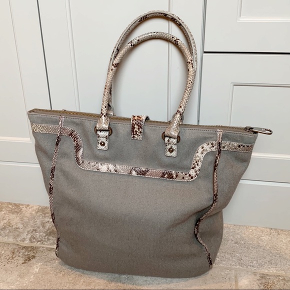Badgley Mischka Gray Flannel Tote w/Snakeskin Trim - Picture 2 of 6